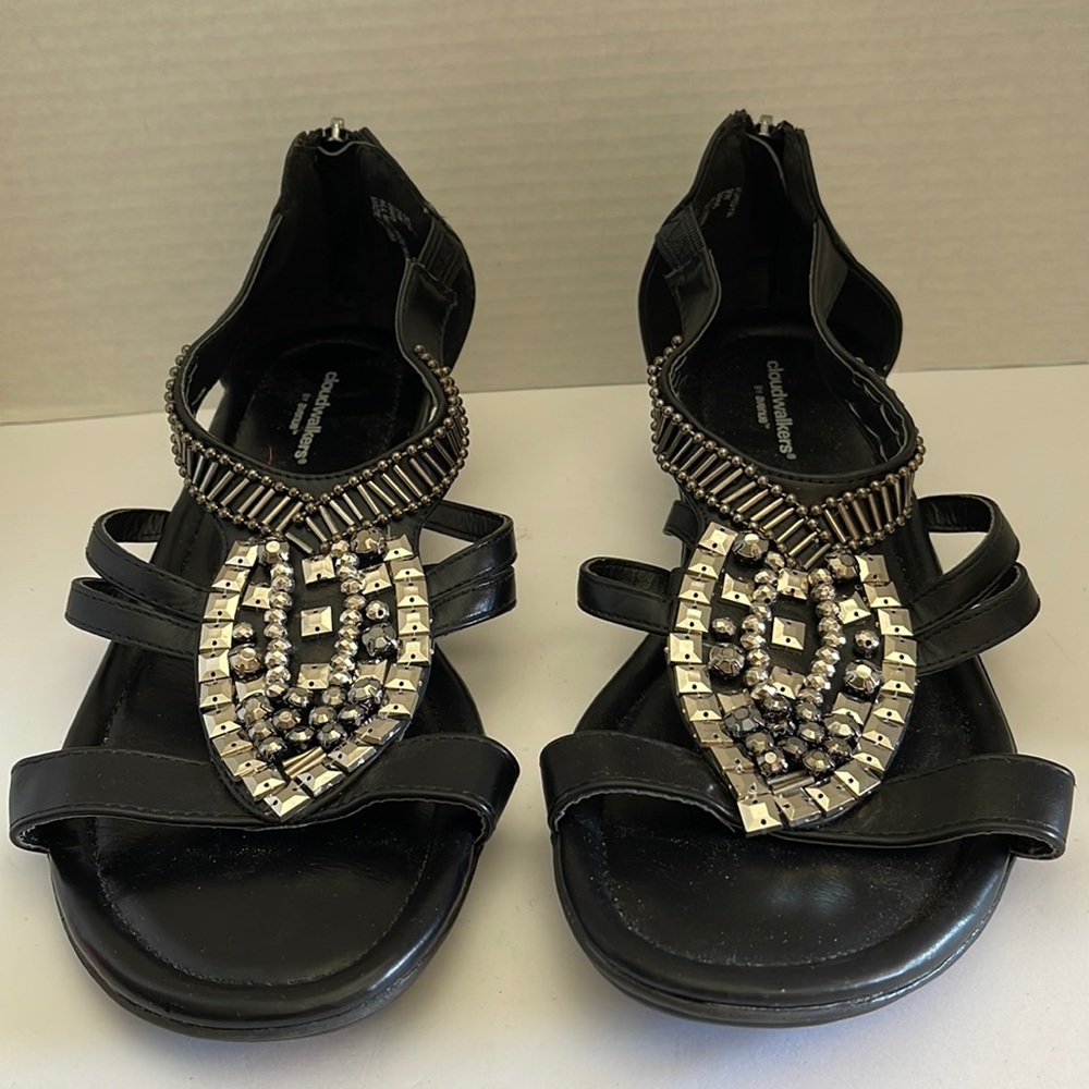 Woman's Cloud Walker Jordan Black Sandals Size 9 W NWOT. Brand New Never Worn